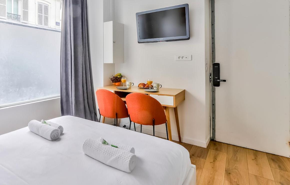 Au Coeur Des Batignolles Appartement Parijs